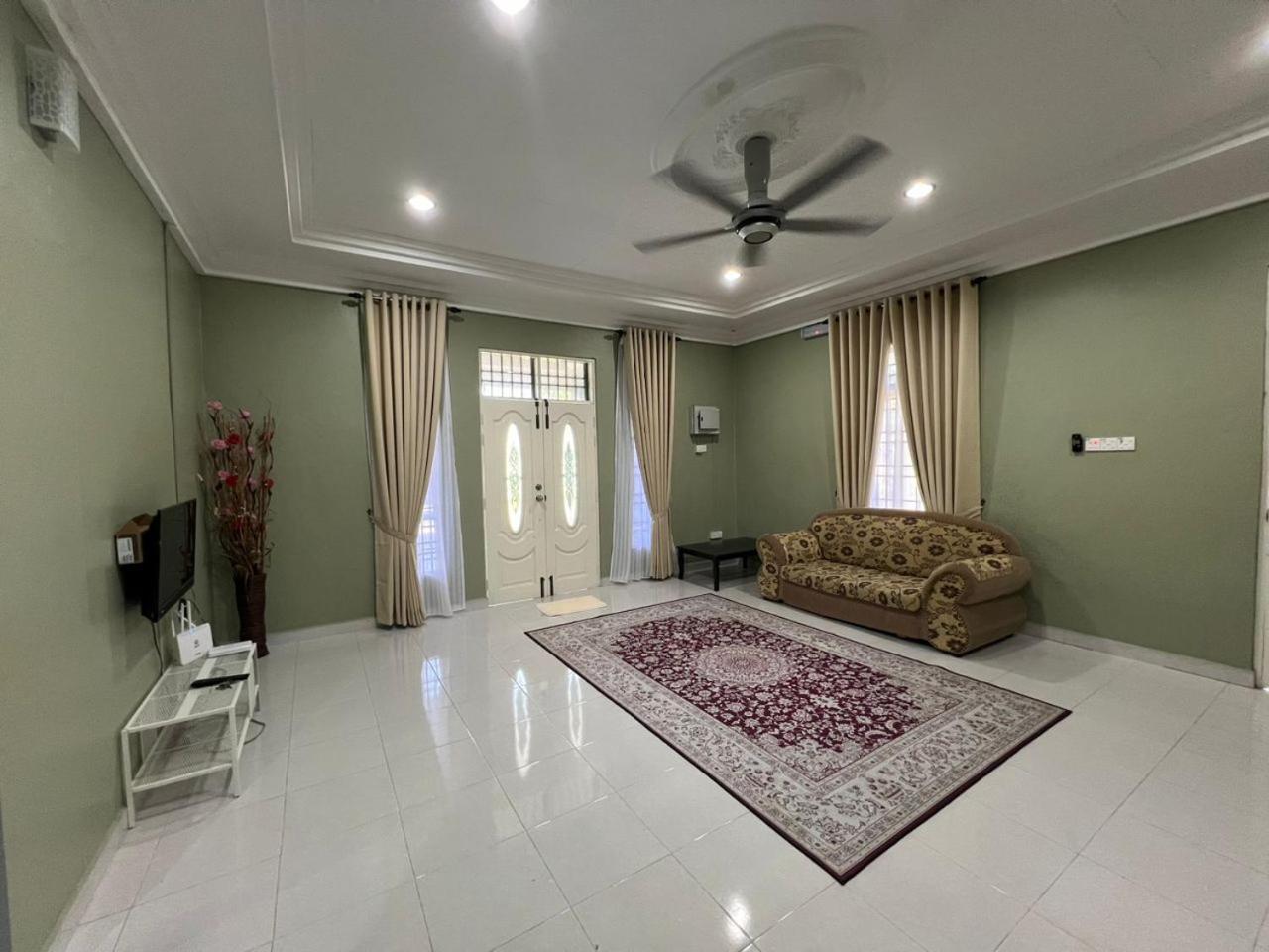 Relaxs Homestay Kota Bharu Exterior foto